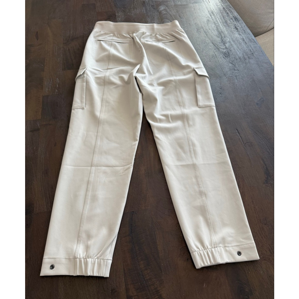 Athleta Beige Cargo Trousers Size 10, wide leg, pull on. Pockets.
Gorp, athlete - Picture 2 of 9
